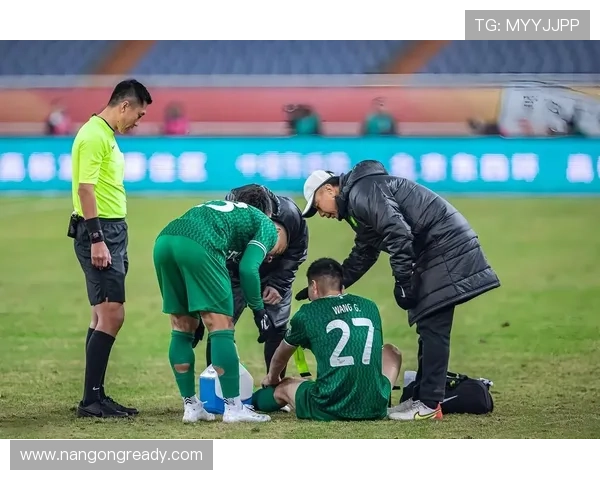 中超劲旅引援风波持续 外援表现引发球迷热议