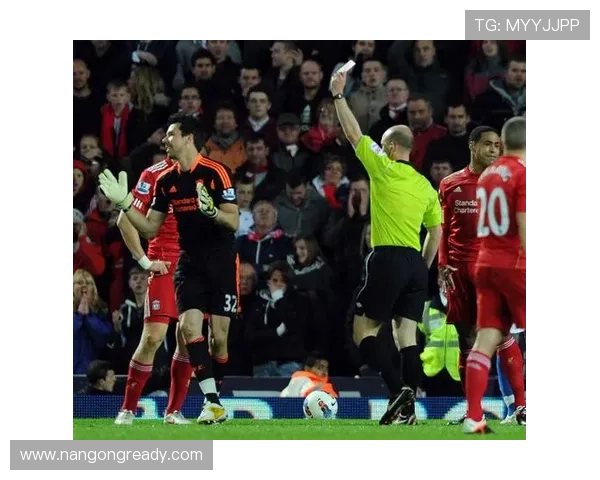 布莱克本俱乐部历史沿革及其在英格兰足球中的发展轨迹分析