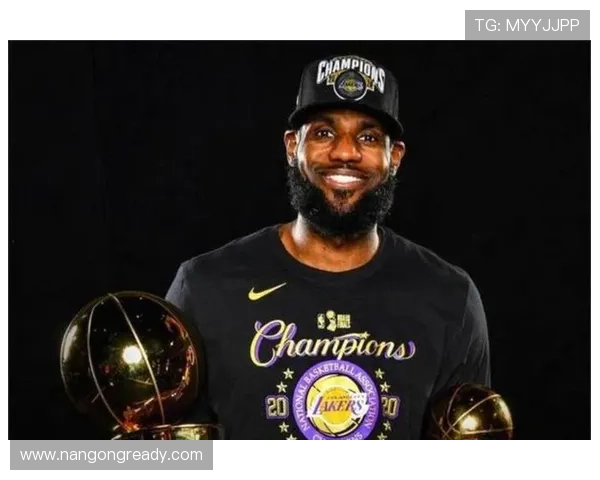 湖人迎关键赛季调整 詹姆斯能否再创辉煌引关注