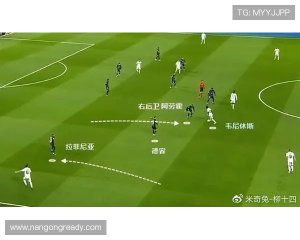 哈维重塑巴萨中场三角传控体系球队控球稳定性与攻防节奏全面提升